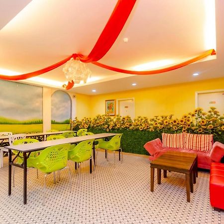 Sunflower Express Hotel Pontian Kecil Exterior photo